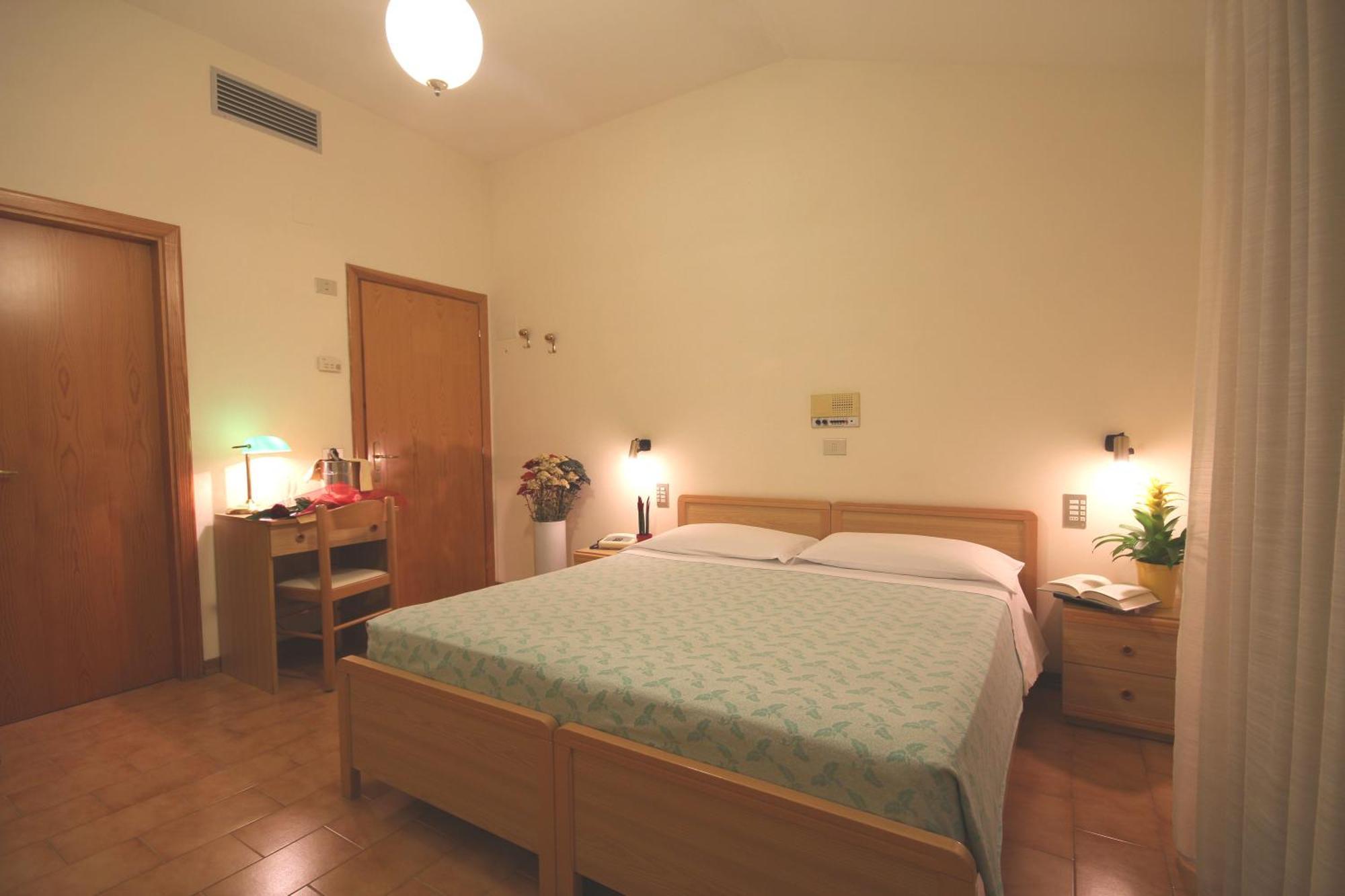 Hotel Villa Luca เคียนเชียโนแตร์เม ห้อง รูปภาพ