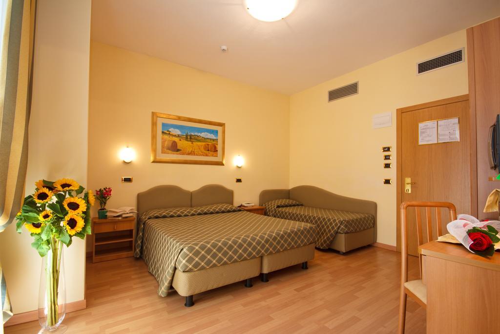 Hotel Villa Luca เคียนเชียโนแตร์เม ภายนอก รูปภาพ